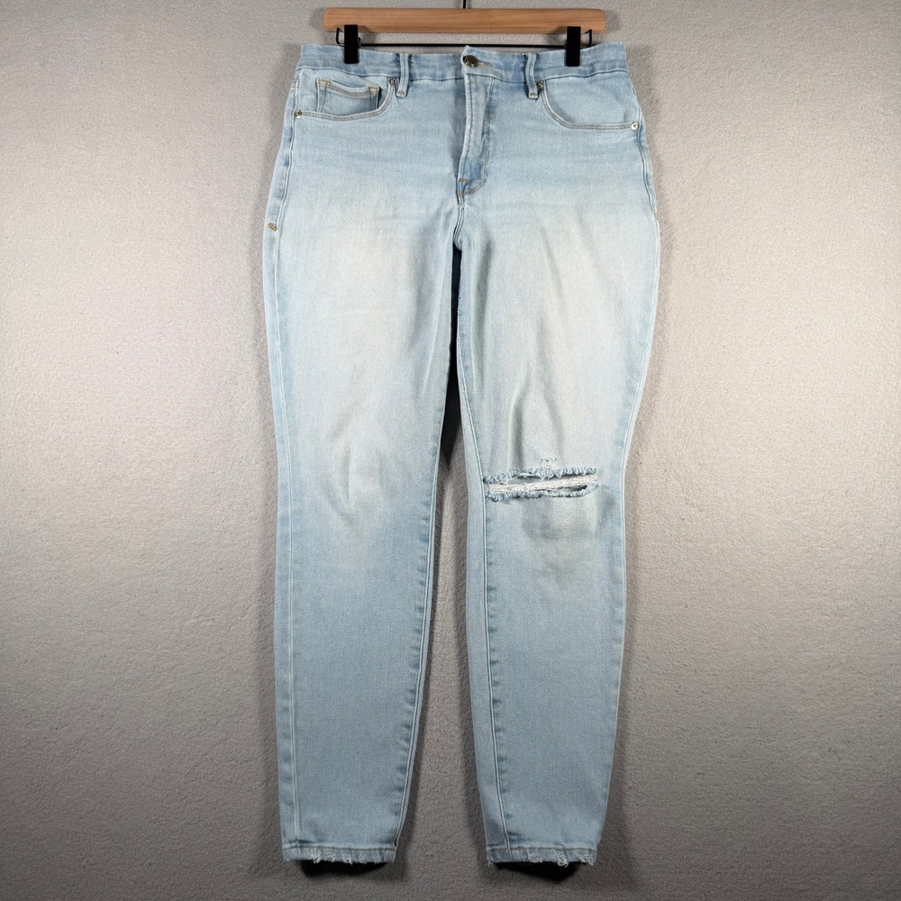 Good American Distressed Light Wash Skinny Jeans Size 12/31 Frayed Hem Knee Rip